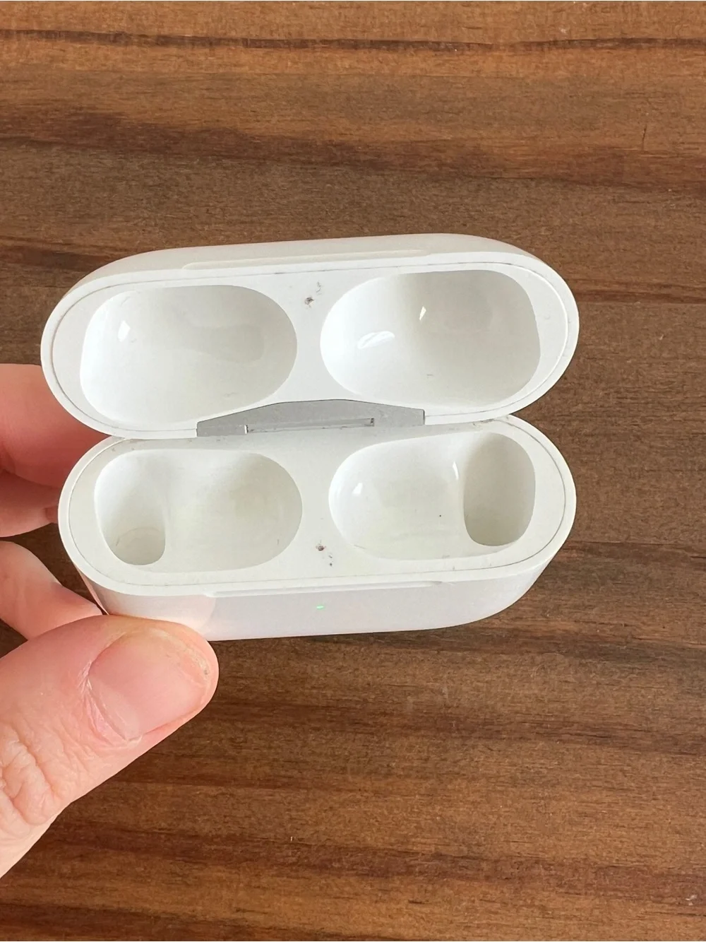 Wireless Earbuds Charging Case - White
